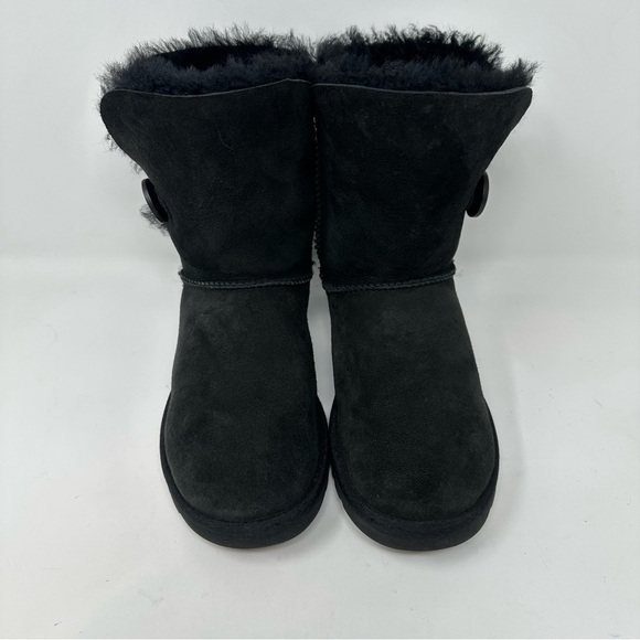 UGG Bailey Button Shearling Boots - Picture 3 of 8
